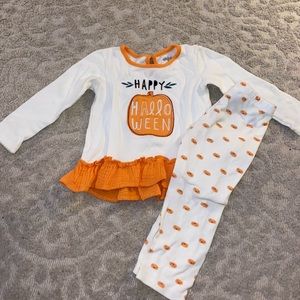 Chick Pea Halloween play set. Size 24 month.
